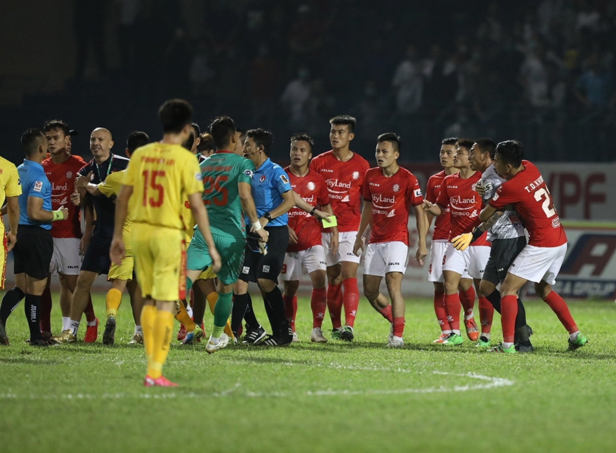 CLB TP.HCM kh&aacute;ng &aacute;n cho thủ m&ocirc;n Thanh Thắng - Ảnh 1