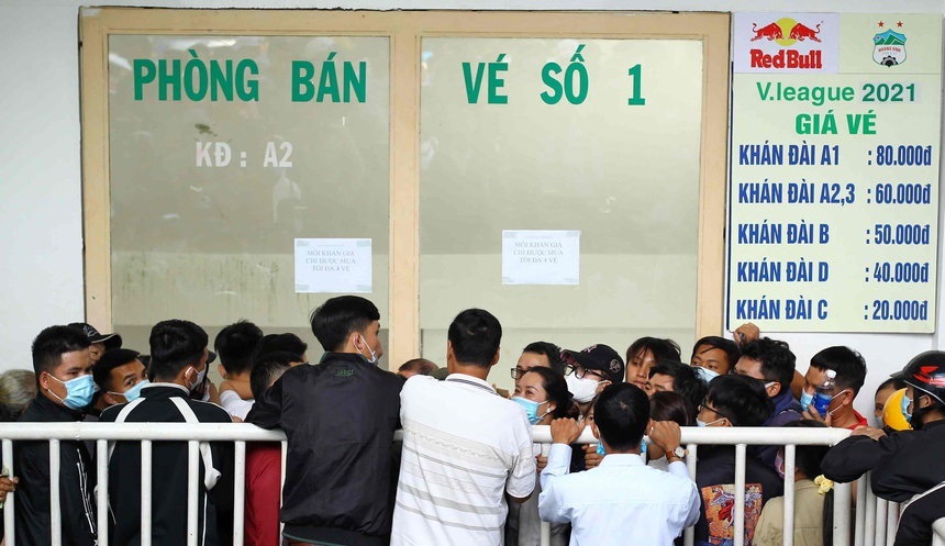 HAGL thay đổi c&aacute;ch b&aacute;n v&eacute; v&agrave;o s&acirc;n Pleiku - Ảnh 1