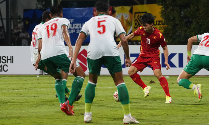 Đội hình kết hợp Việt Nam vs Thái Lan: Không có chỗ cho Chanathip - Ảnh 1