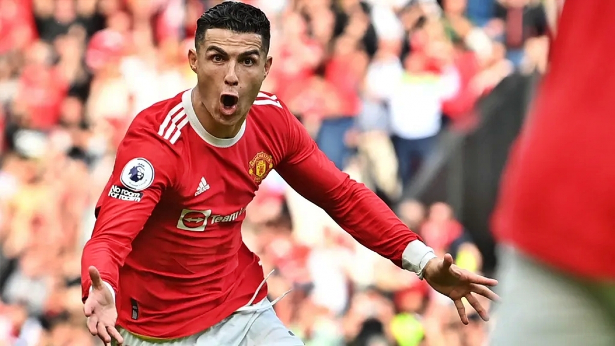 Ronaldo được thưởng lớn sau c&uacute; hat-trick thần sầu v&agrave;o lưới Norwich - Ảnh 1