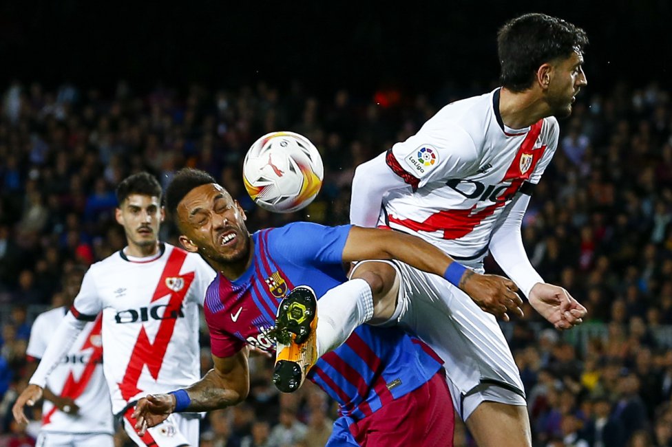 Bản tin s&aacute;ng 25/4: Barca 