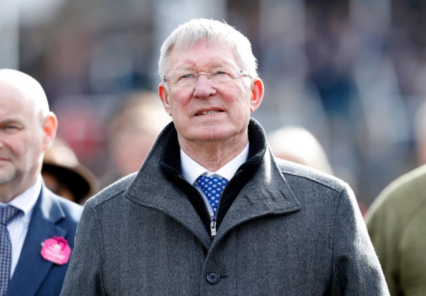 Sir Alex gửi th&ocirc;ng điệp đầy cảm x&uacute;c đến t&acirc;n HLV Erik Ten Hag - Ảnh 1