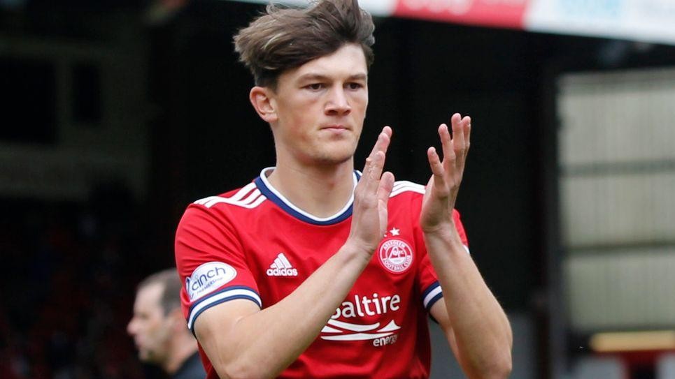 Bản tin tối 29/4: UEFA trừng phạt Man United; Wolves h&eacute;t gi&aacute; Neves 100 củ - Ảnh 4