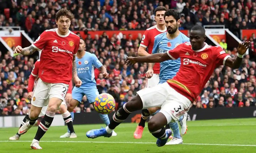 Pep Guardiola chỉ ra 2 đội b&oacute;ng vĩ đại nhất nước Anh - Ảnh 2