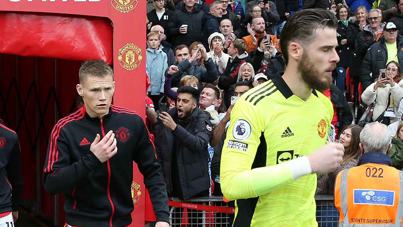 Bản tin tối 14/5: 2 sao M.U 'tương t&aacute;c' vật l&yacute; với nhau; PSG t&igrave;m người thay Mbappe - Ảnh 3