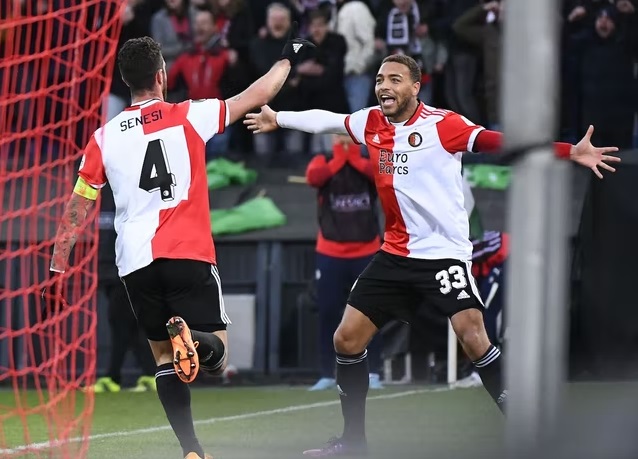 Ibrahimovic dự đoán AS Roma vs Feyenoord, chung kết C3 châu Âu - Ảnh 1