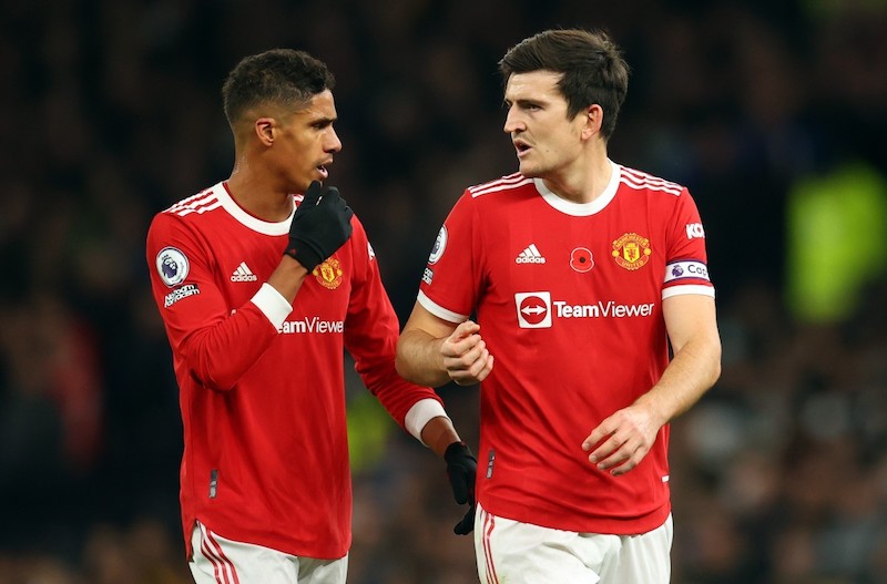 5 vấn đề Ten Hag cần phải giải quyết ngại ở Man United: H&agrave;ng thủ như mơ ngủ! - Ảnh 1