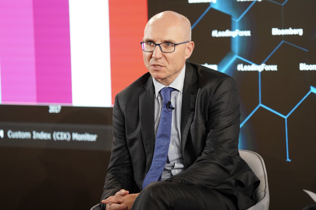 Kh&ocirc;ng được dự Champions League, sếp lớn Man United vẫn đ&ograve;i quyền lợi khiến NHM cho&aacute;ng v&aacute;ng - Ảnh 1