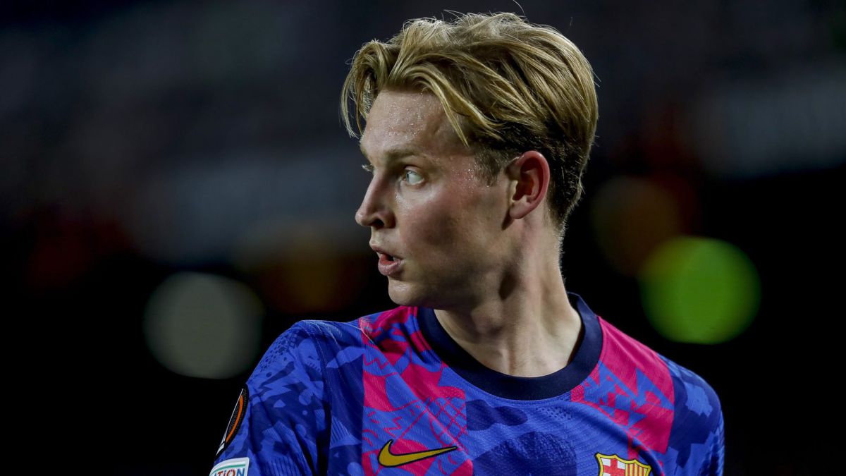 De Jong c&ocirc;ng khai tuy&ecirc;n chiến với Man United d&ugrave; sắp phải cập bến Old Trafford - Ảnh 1