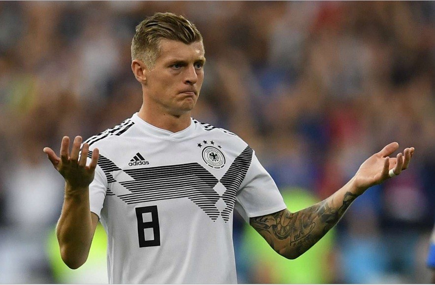 Toni Kroos ủng hộ Super League, thẳng thừng ch&ecirc; bai UEFA - Ảnh 1