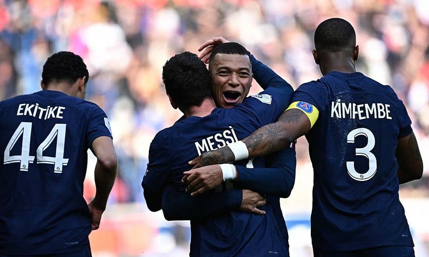 Xavi l&ecirc;n tiếng về khả năng Messi trở lại Barca - Ảnh 2