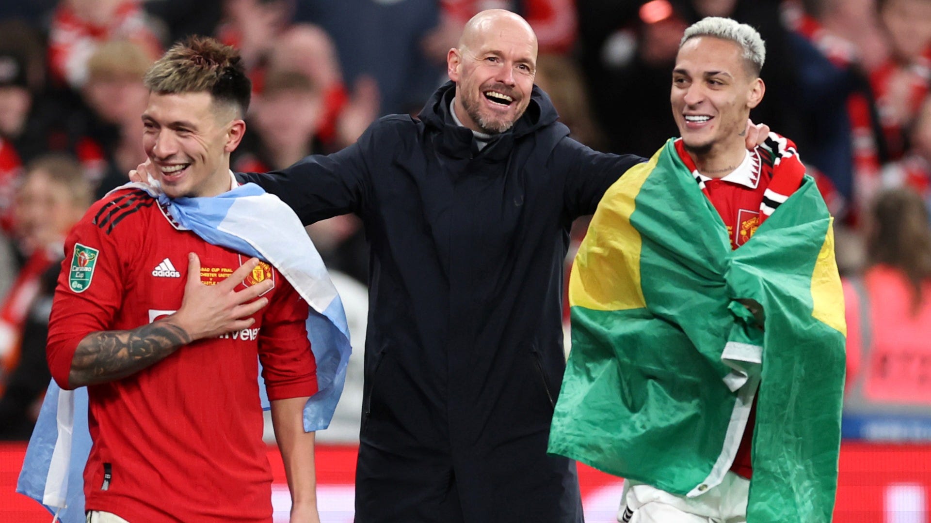 Roy Keane kh&ocirc;ng h&agrave;i l&ograve;ng một chuyện, khuy&ecirc;n Ten Hag từ chức - Ảnh 2