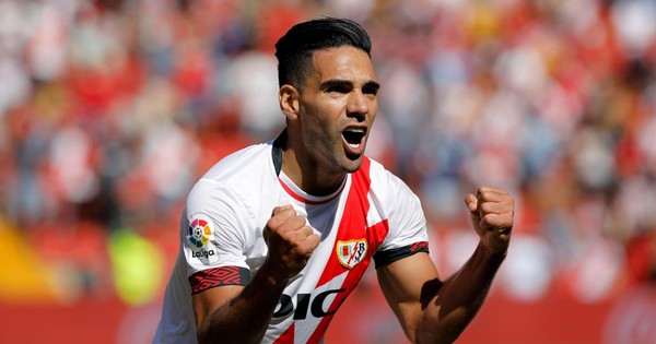 CLB Đ&ocirc;ng Nam &Aacute; đạt thoả thuận với si&ecirc;u tiền đạo một thời của Quỷ Đỏ - Ảnh 1