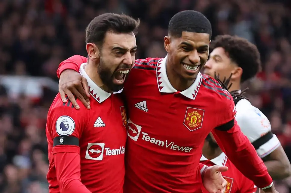 Bruno Fernandes bị c&aacute;c huyền thoại M.U sỉ nhục, Rashford n&oacute;i g&igrave;? - Ảnh 1