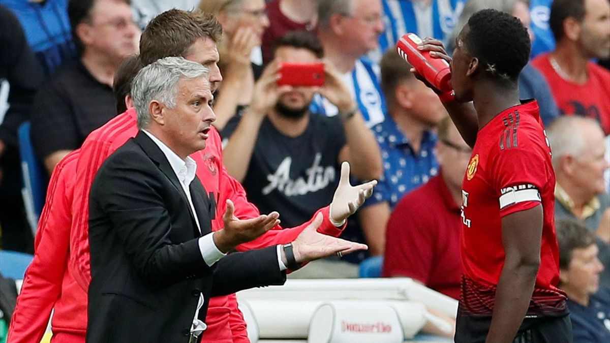 Pogba lại bị Juventus phạt, CĐM xin lỗi v&igrave; đ&atilde; hiểu nhầm Mourinho - Ảnh 2