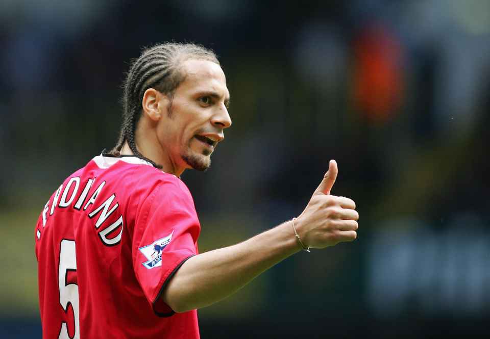 Top 3 trung vệ hay nhất nước Anh thập ni&ecirc;n 2000: 