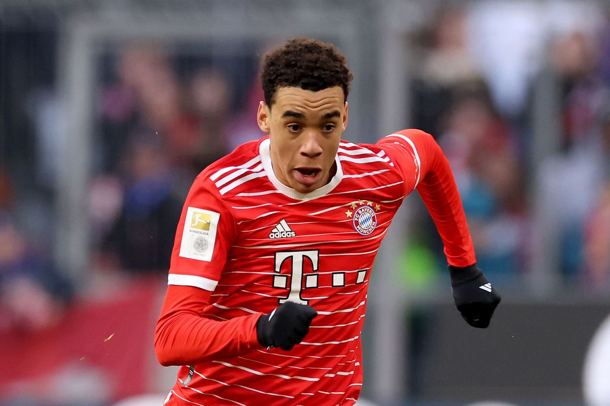 5 tiền vệ c&ocirc;ng hay nhất hiện tại: Bruno Fernandes vẫn thua 1 'qu&aacute;i kiệt' - Ảnh 3