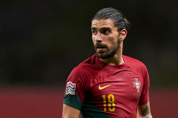 Tin Liverpool tối 22/3: Định đoạn số phận Arrthur; Cạnh tranh Ruben Neves - Ảnh 2