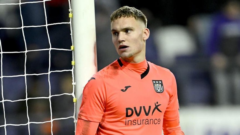 Tin Real s&aacute;ng 25/3: Bổ sung vị tr&iacute; g&aacute;c đền; Benzema bị đồng đội nhạo b&aacute;ng - Ảnh 1