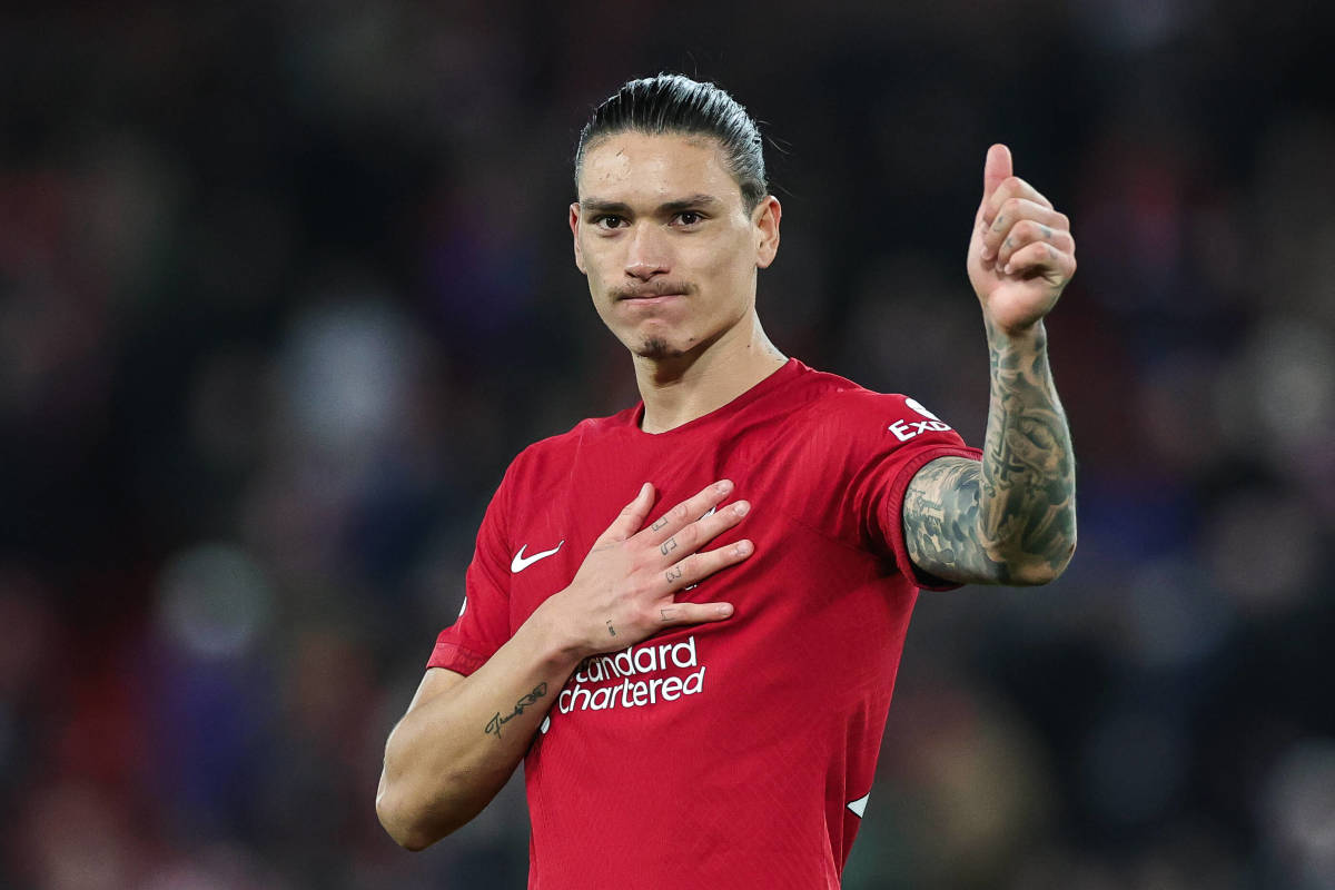 Tin Liverpool s&aacute;ng 30/3: Quyết tranh mục ti&ecirc;u của M.U; Th&ecirc;m 1 trụ cột trở lại - Ảnh 1