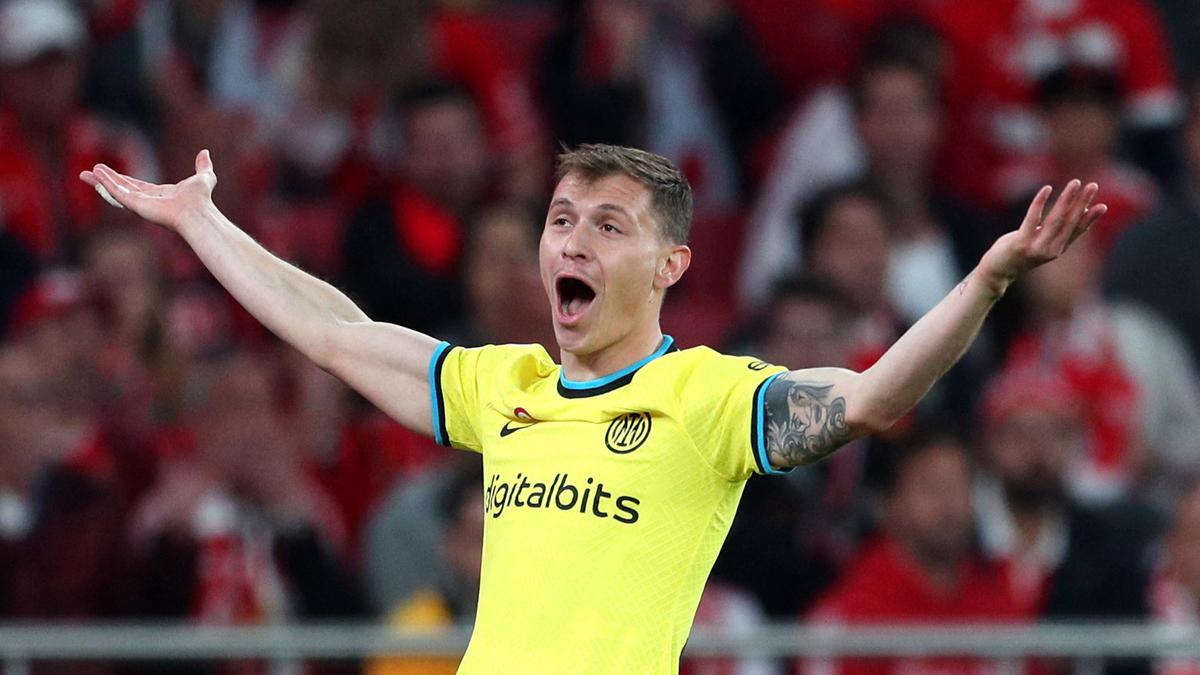 5 cầu thủ hay nhất tứ kết lượt đi Champions League: 