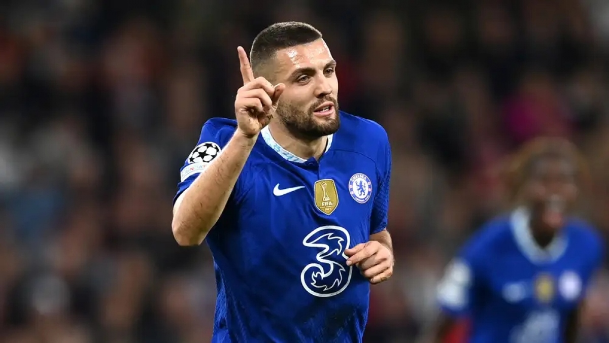 Man United đại chiến Man City v&igrave; &ocirc;ng chủ tuyến giữa của Chelsea - Ảnh 1