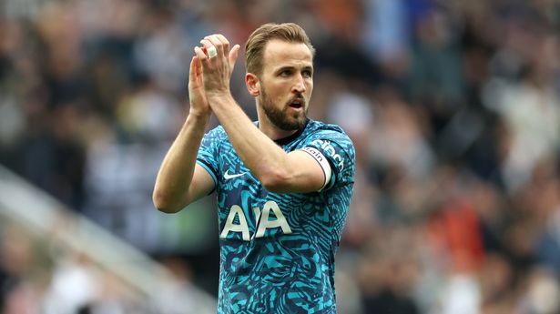 Nếu đồng &yacute; tới Man United, Harry Kane sẽ nhận mức lương bao nhi&ecirc;u? - Ảnh 1
