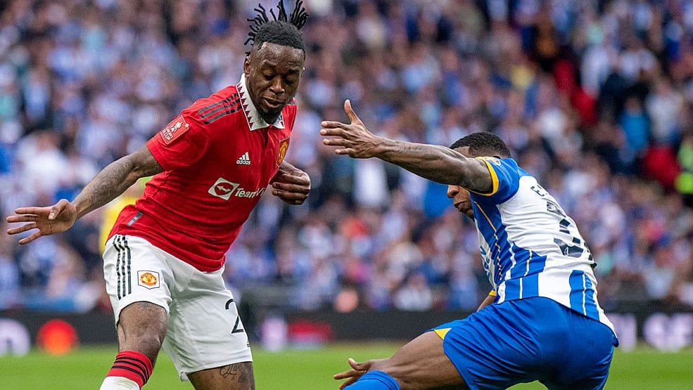 Ng&ocirc;i sao của Quỷ Đỏ trở th&agrave;nh &ldquo;Vua tắc b&oacute;ng&rdquo; ở ch&acirc;u &Acirc;u - Ảnh 2