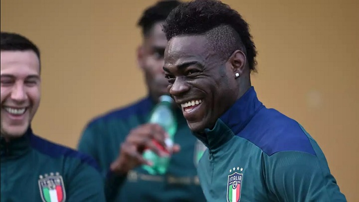 “Để Messi, Ronaldo giành nhiều Quả Bóng Vàng đến thế là lỗi của tôi” - Ảnh 2