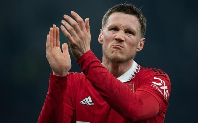 Man United ra quyết định cuối c&ugrave;ng với Weghorst - Ảnh 2