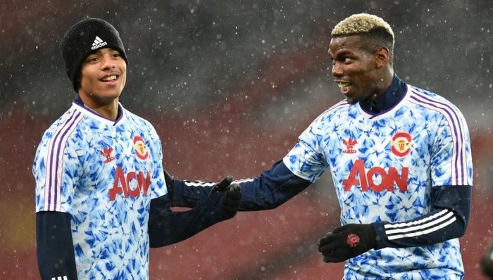 Pogba gạ gẫm đồng đội cũ rời Man United, gia nhập Juventus - Ảnh 1