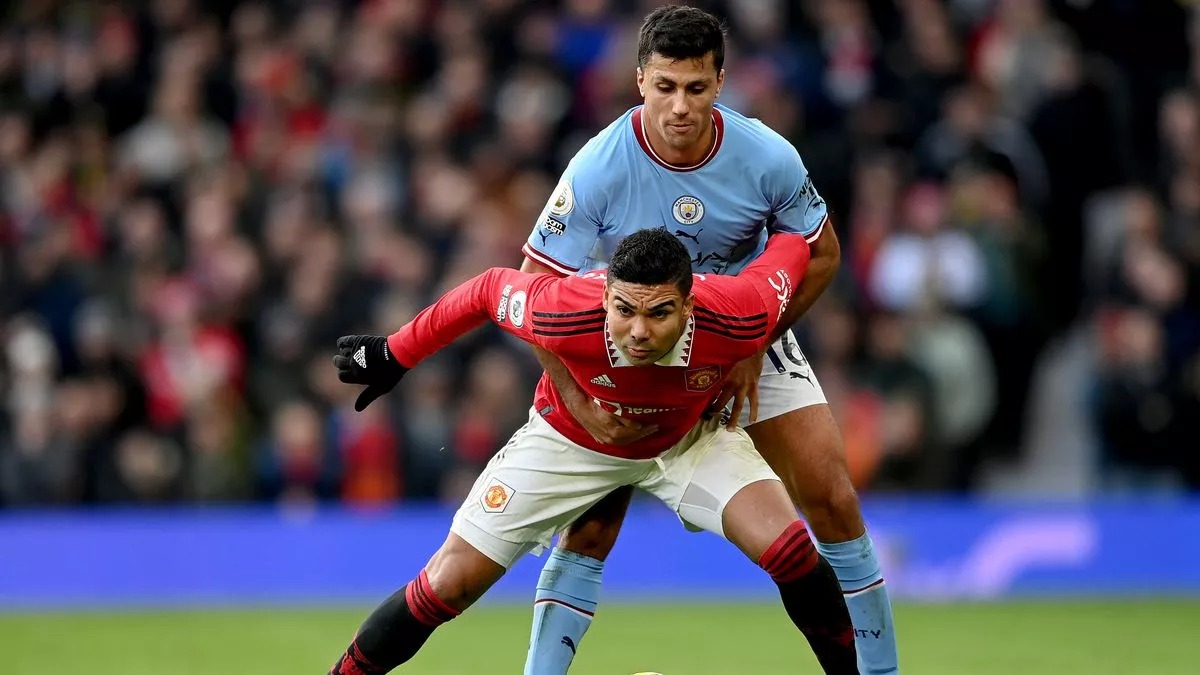 Casemiro bị ch&ecirc; thua k&eacute;m người đồng nghiệp b&ecirc;n ph&iacute;a Man City - Ảnh 1