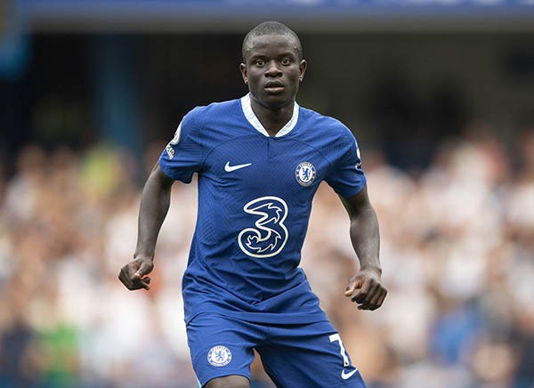 Kante l&ecirc;n tiếng về tương lai, CĐV Chelsea được phen mừng thầm - Ảnh 2