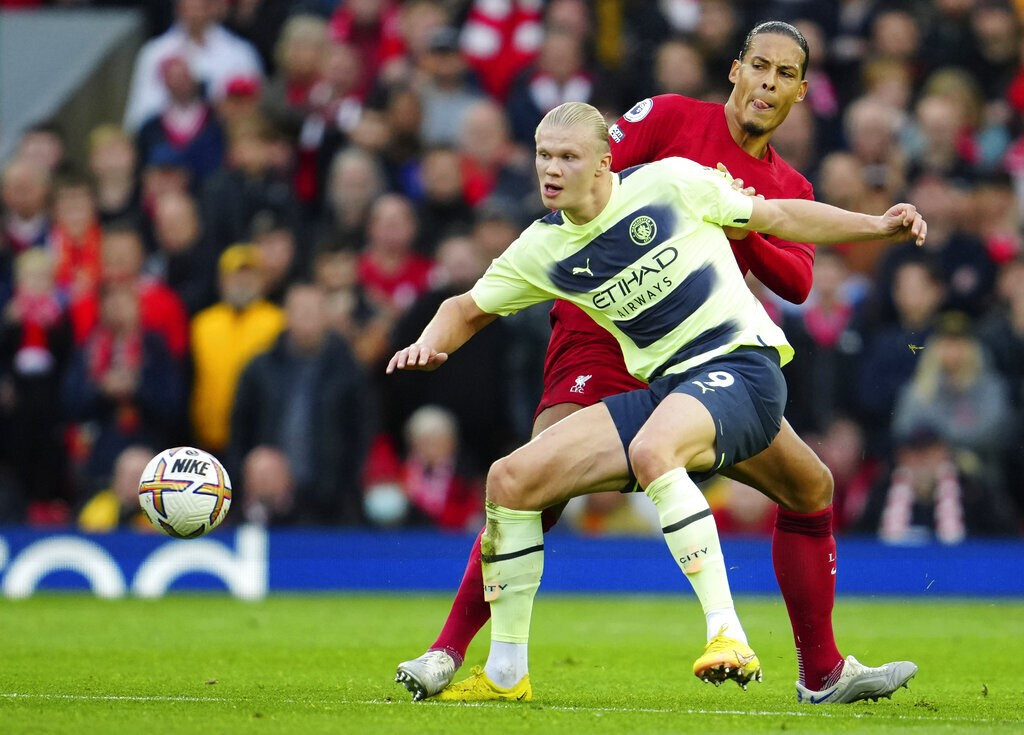 Haaland chỉ đ&iacute;ch danh hậu vệ khiến anh ngao ng&aacute;n mỗi khi đối đầu - Ảnh 3