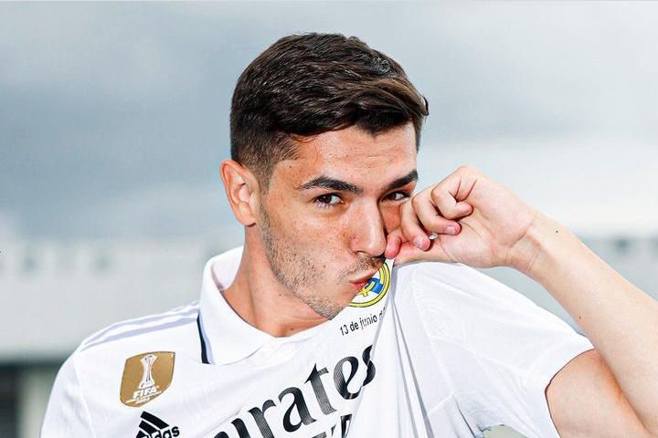 Bất m&atilde;n với l&atilde;nh đạo Real, HLV Ancelotti t&iacute;nh chuyện ra đi - Ảnh 1