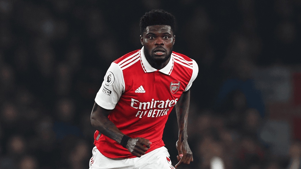 Tr&ugrave;m tuyến giữa Arsenal đạt thoả thuận với đại gia nước &Yacute; - Ảnh 2