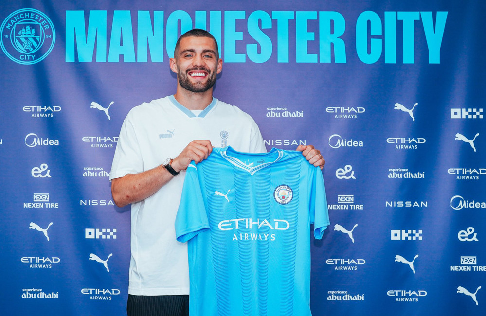 Ng&ocirc;i sao 4 lần v&ocirc; địch C1 chỉ ra CLB mạnh nhất thế giới l&uacute;c n&agrave;y - Ảnh 1