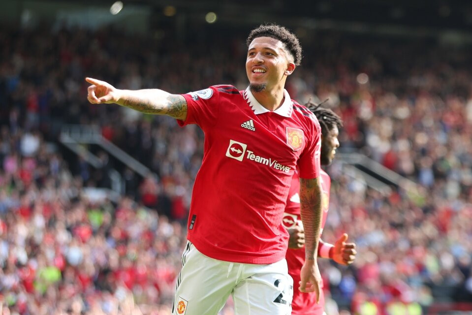 Dortmund hỏi mượn Sancho, Man United có câu trả lời - Ảnh 1