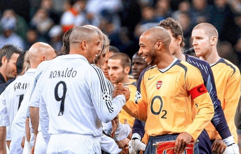 Aguero chọn ra 3 trung phong hay nhất trong lịch sử b&oacute;ng đ&aacute; - Ảnh 1