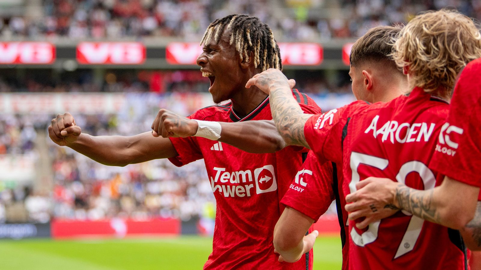 6 sao trẻ của M.U g&acirc;y ấn tượng nhất ở trận giao hữu với Leeds - Ảnh 4