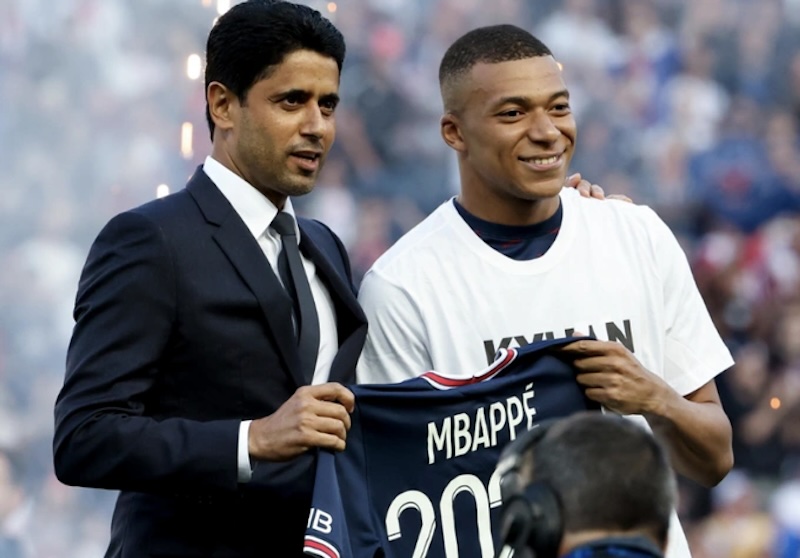 Bước đường c&ugrave;ng, PSG lại d&ugrave;ng tiền khủng &ldquo;dỗ d&agrave;nh&rdquo; Mbappe - Ảnh 2