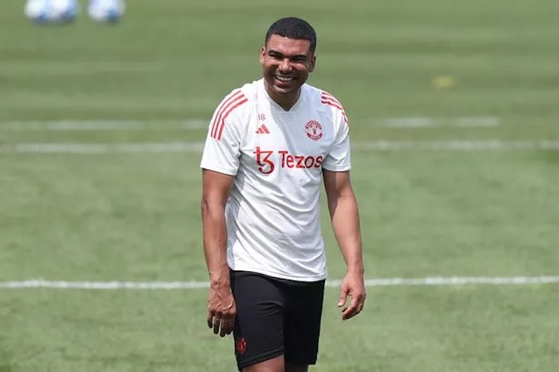 H&igrave;nh ảnh mới của Casemiro khiến CĐV Man United lo lắng - Ảnh 1