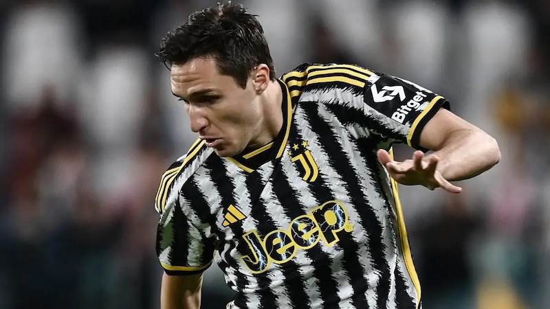 Man United v&agrave; Liverpool đấu đ&aacute; v&igrave; 