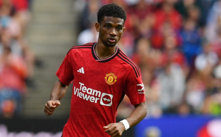 “Báu vật” của Man United được hàng loạt ông lớn