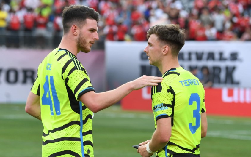 Bị Arteta thất sủng, sao Arsenal ch&iacute;nh thức l&agrave;m r&otilde; tương lai - Ảnh 1