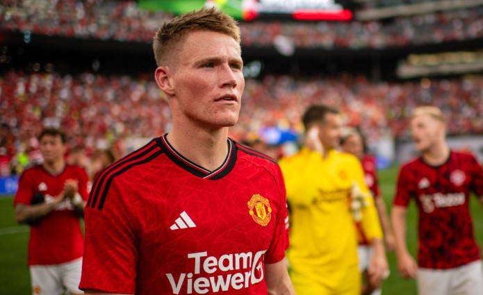 Thanh lý 4 người thừa, M.U có ngay trăm củ cho Ten Hag