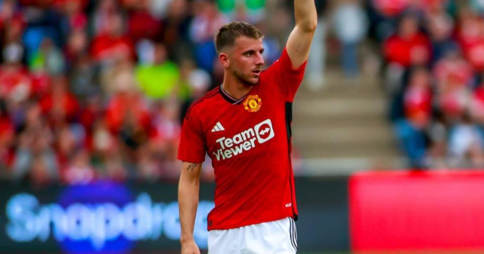 Ten Hag đã tìm ra bộ đôi tấn công hoàn hảo của Man United? - Ảnh 2