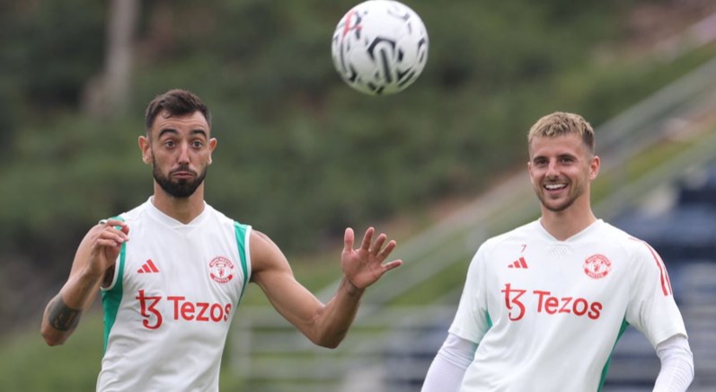Bruno Fernandes h&eacute; lộ vai tr&ograve; của 