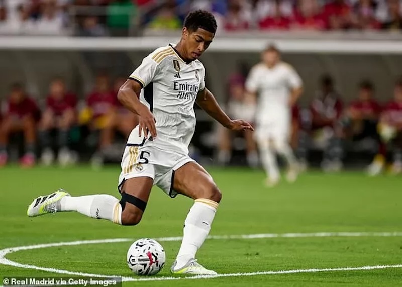 Bellingham thừa nhận đ&atilde; việt vị khi ghi b&agrave;n v&agrave;o lưới Man United - Ảnh 2