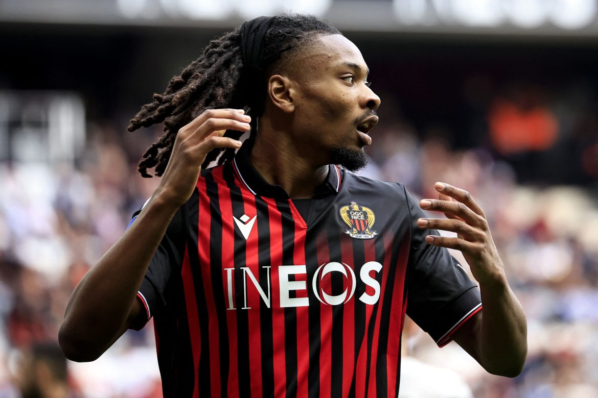 Đối tác vội vã tìm người, Liverpool đón tin vui từ chữ ký 60 củ - Ảnh 1